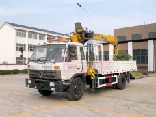 【Apr. 2020】To Djibouti - 5 Tons Telescopic Crane Truck Dongfeng